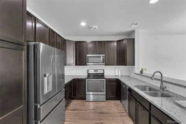 1756 S Buchanan CIR, Aurora, CO 80018