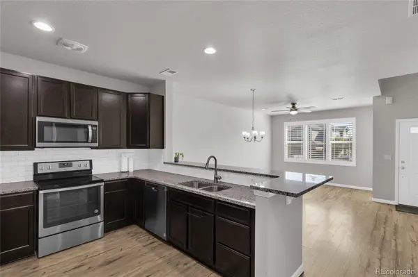 1756 S Buchanan CIR, Aurora, CO 80018
