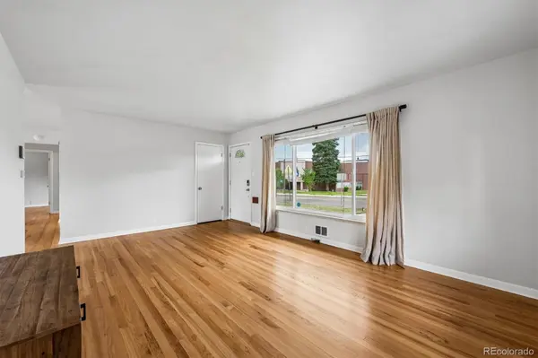 1600 S Dahlia ST, Denver, CO 80222