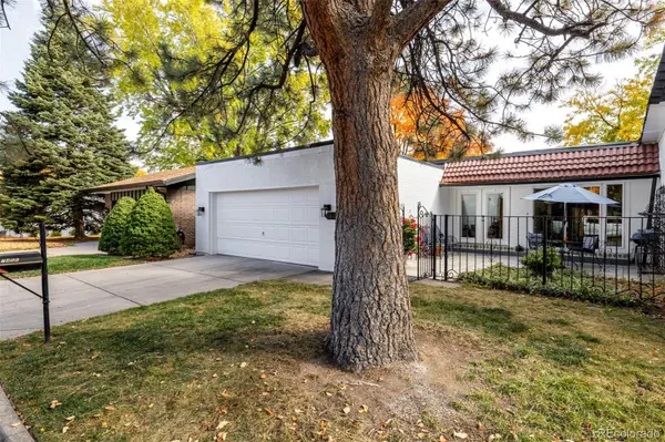 7466 W Cedar CIR, Lakewood, CO 80226