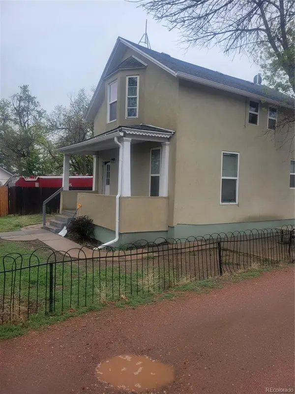 1113 E Cimarron ST, Colorado Springs, CO 80910
