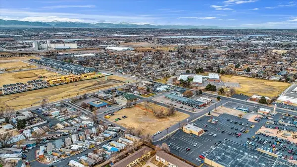 6322 Ivanhoe ST, Commerce City, CO 80022