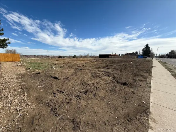 6045 W Mississippi AVE, Lakewood, CO 80226