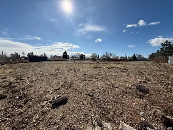 6045 W Mississippi AVE, Lakewood, CO 80226