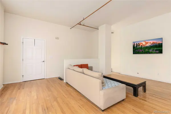 2944 Zuni ST #6, Denver, CO 80211