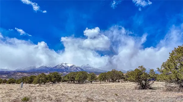 12499 Las Colinas DR, Salida, CO 81201