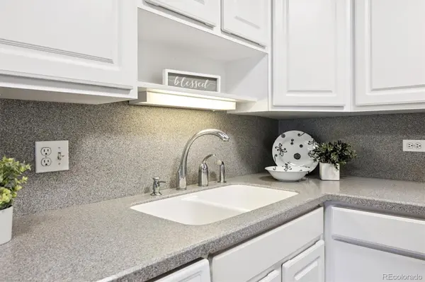 605 S Alton WAY #12B, Denver, CO 80247