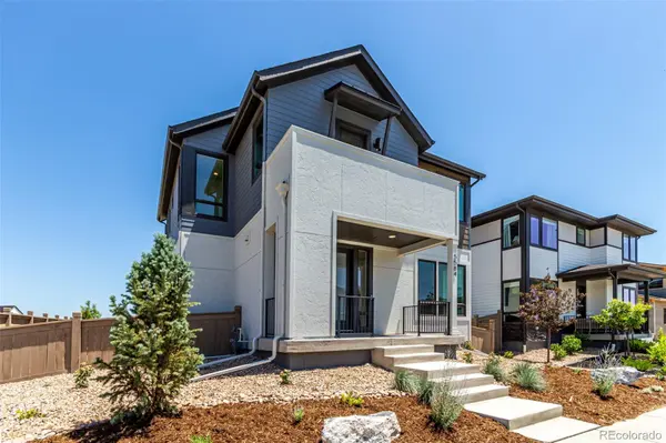 5584 Moosehead CIR, Longmont, CO 80504