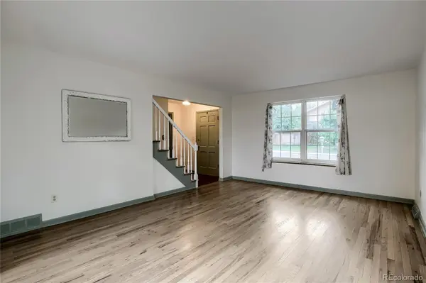 3320 S Locust ST, Denver, CO 80222