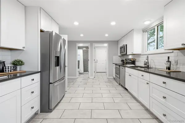 8035 W 9th AVE, Lakewood, CO 80214
