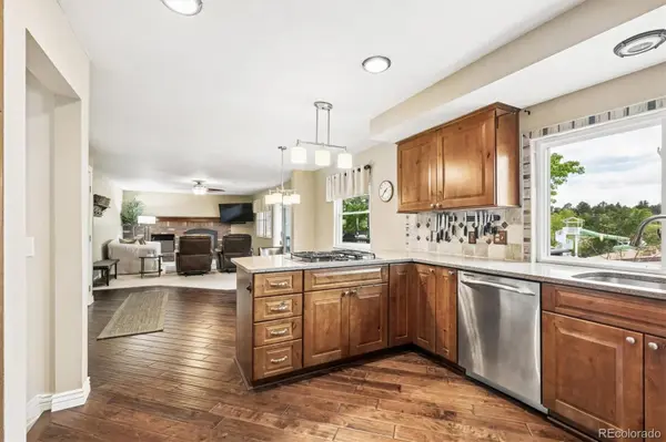 6573 S Kearney CIR, Centennial, CO 80111