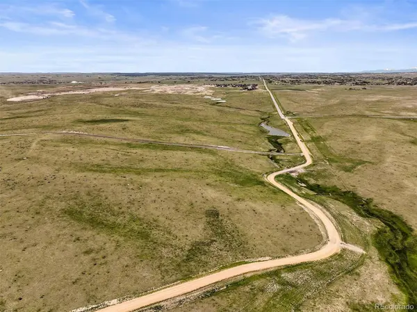 1 Coyote Crest RD, Parker, CO 80138