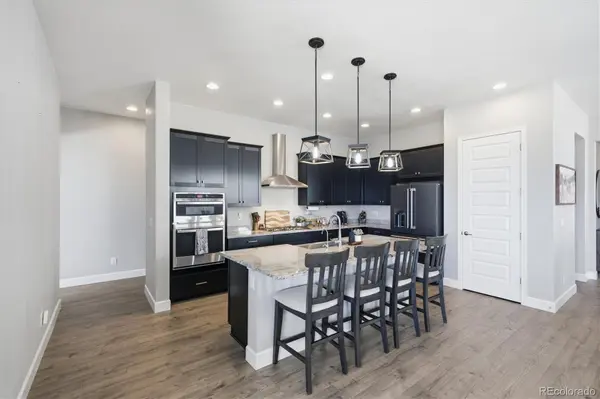 3258 Carabiner ST, Castle Rock, CO 80108