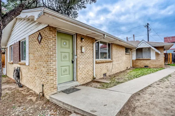 1231 Akron ST, Aurora, CO 80010