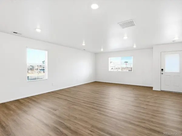 21254 E 65th DR, Aurora, CO 80019