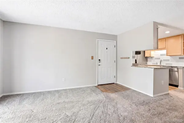 4400 S Quebec ST #201X, Denver, CO 80237