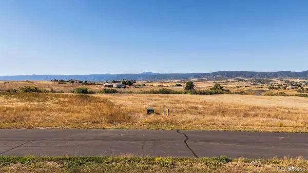 2814 Charlford LN, Sedalia, CO 80135