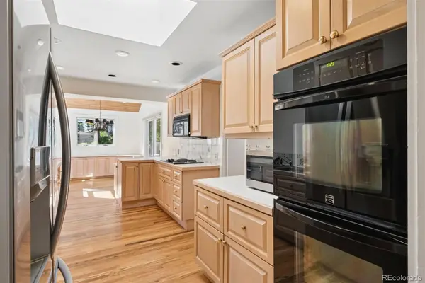 26 Oak AVE, Colorado Springs, CO 80906