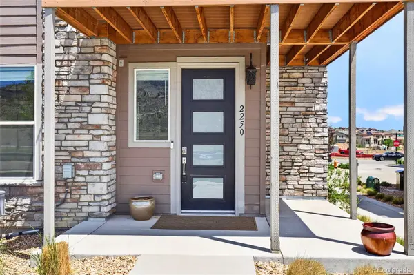 2250 S Mcintyre ST, Lakewood, CO 80228
