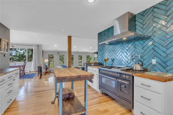 8444 Stoneridge TER, Boulder, CO 80302