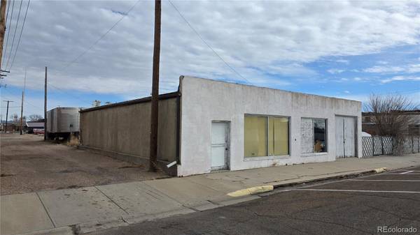 208 Pine ST, Julesburg, CO 80737
