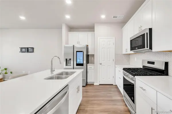 11424 W Belleview DR, Littleton, CO 80127