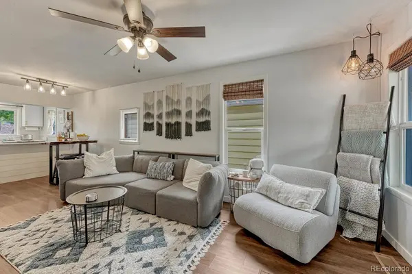705 N Corona ST, Colorado Springs, CO 80903