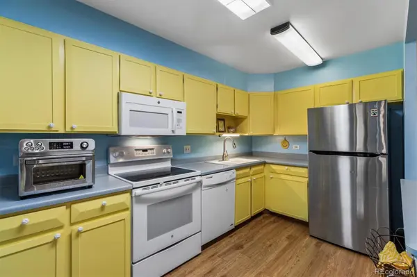 9155 E Center AVE #3B, Denver, CO 80247