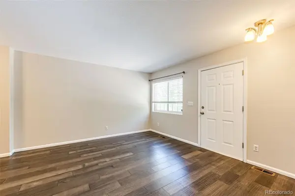 4572 S Crystal WAY #B, Aurora, CO 80015