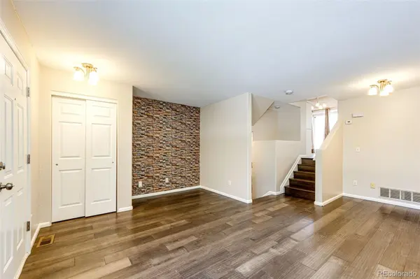 4572 S Crystal WAY #B, Aurora, CO 80015