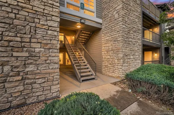 2575 S Syracuse WAY #E207, Denver, CO 80231