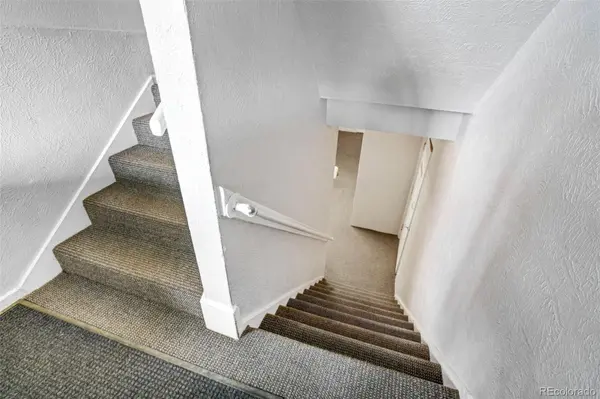 1182 Clermont ST #1B, Denver, CO 80220