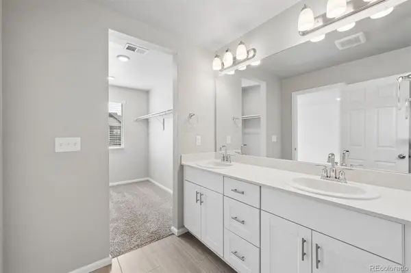 6381 N Malaya ST, Aurora, CO 80019