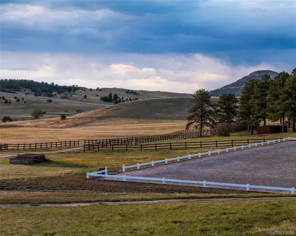 100 W Noe RD, Larkspur, CO 80118