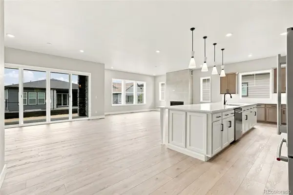 8867 S Riviera CT, Aurora, CO 80016