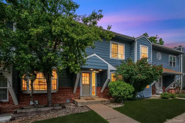 1956 S Balsam ST, Lakewood, CO 80227