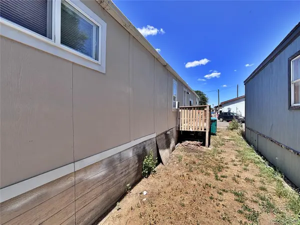 5250 W 53rd Ave, Arvada, CO 80002