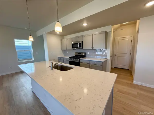 798 N Bently ST, Watkins, CO 80137