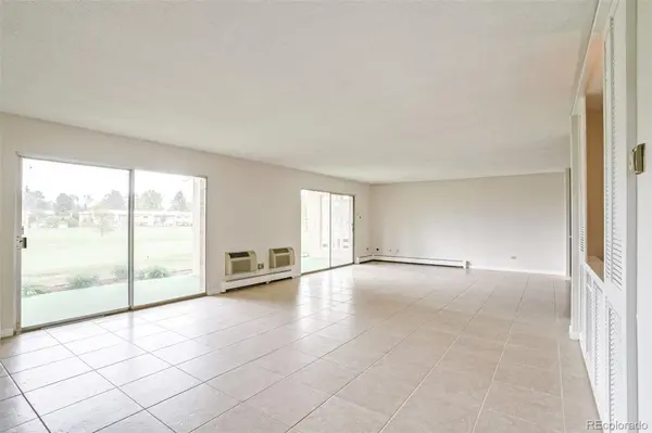 690 S Alton WAY #6A, Denver, CO 80247