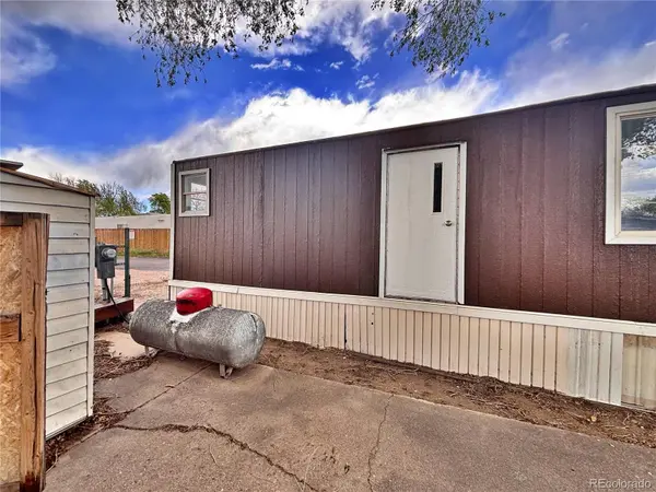220 Mount View LN, Colorado Springs, CO 80907