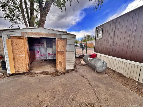 220 Mount View LN, Colorado Springs, CO 80907