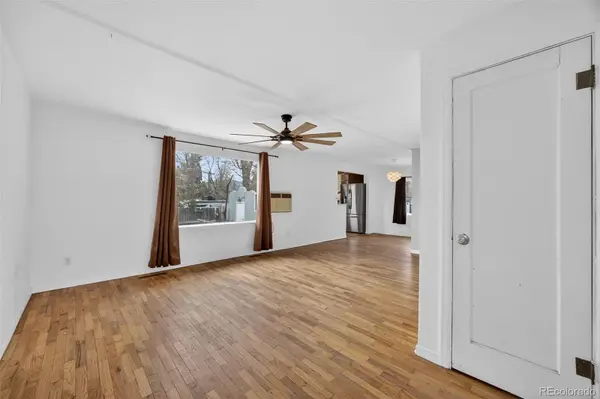 1917 E Cache La Poudre ST, Colorado Springs, CO 80909