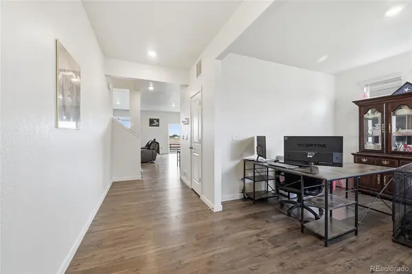 281 Raven LN, Johnstown, CO 80534