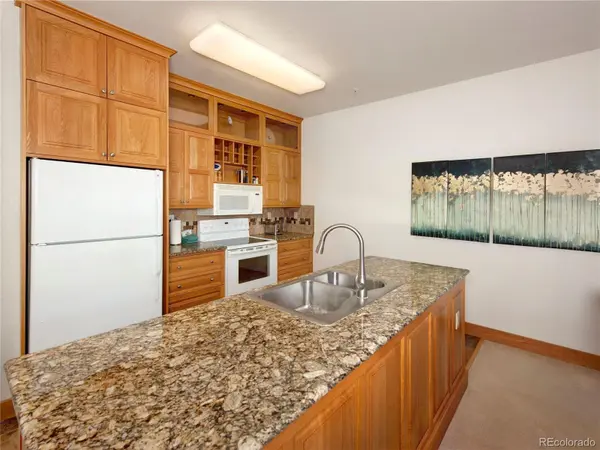 57 Lake Ridge CIR #1850, Dillon, CO 80435