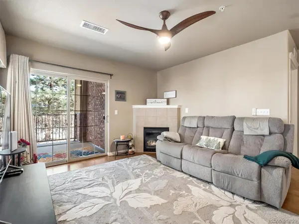 1144 Rockhurst DR #107, Highlands Ranch, CO 80129