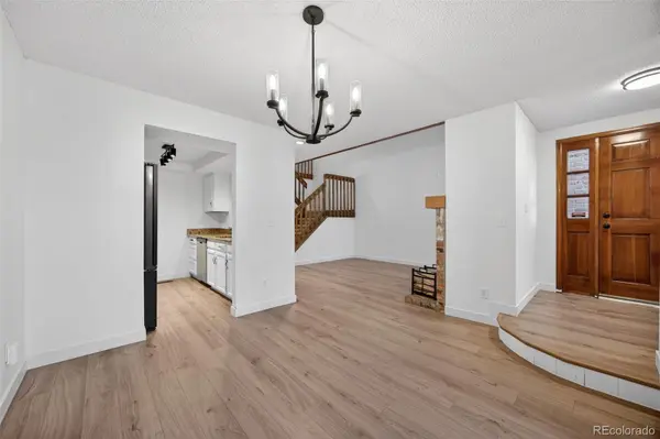 4110 S Evanston CIR #B, Aurora, CO 80014