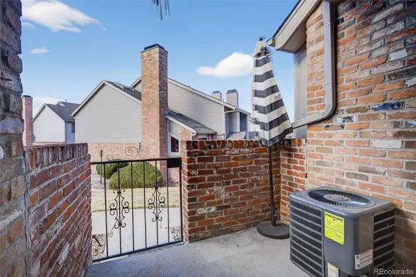 4110 S Evanston CIR #B, Aurora, CO 80014