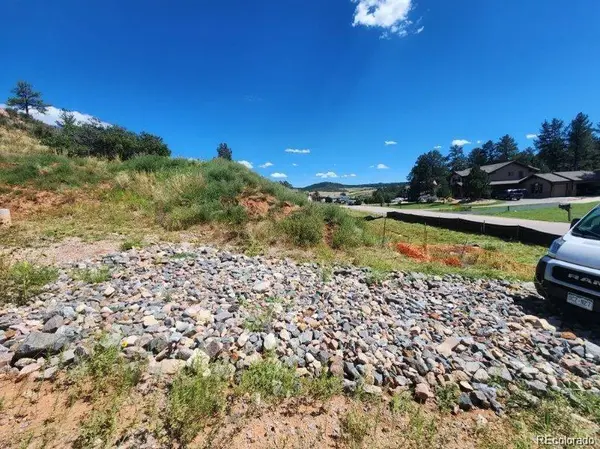 4251 Mohawk DR, Larkspur, CO 80118