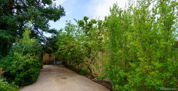 450 S Quitman ST, Denver, CO 80219