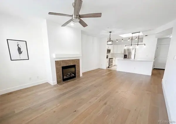 9079 E Panorama CIR #221, Englewood, CO 80112